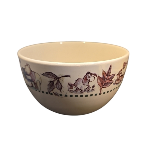 Winnie the Pooh Bowl, Leaf and Animal Rim design Collectible Stoneware - Picture 7 of 13